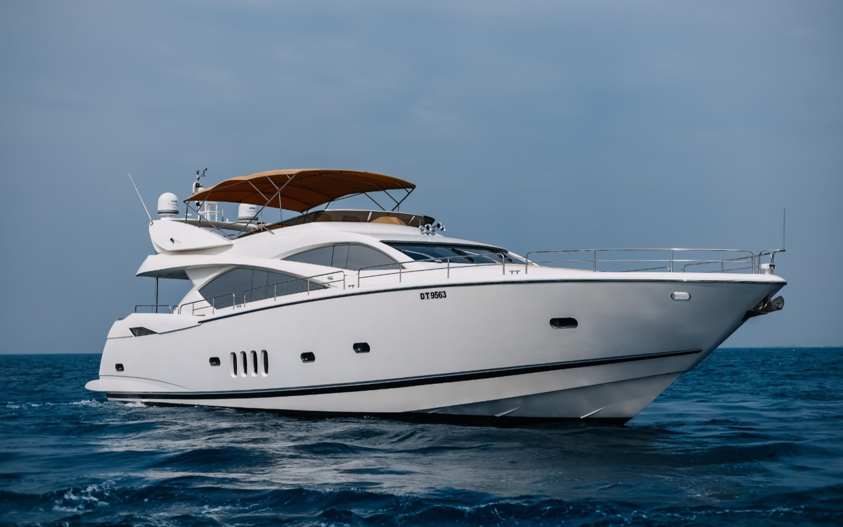Sail into Sophistication Yacht Rentals in Dubai's Waters